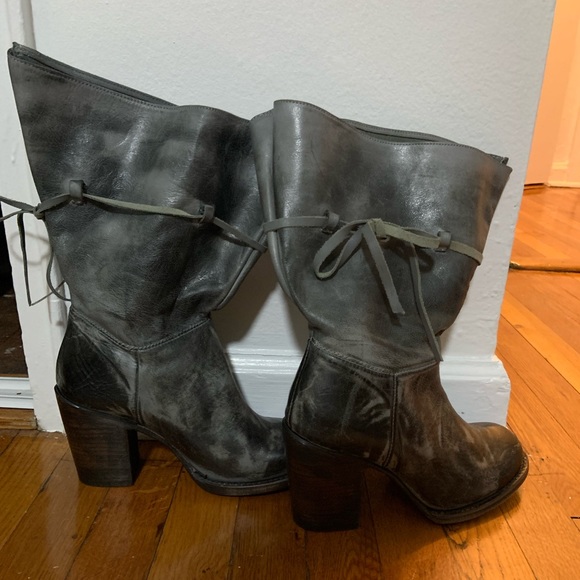 Freebird by Steven, distressed gray, size 8 boots - Picture 2 of 16